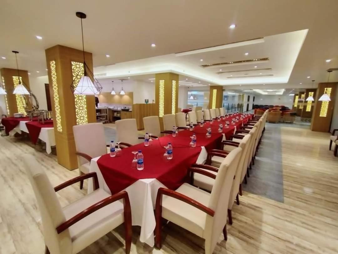 Hotel X Rajshahi Dış mekan fotoğraf